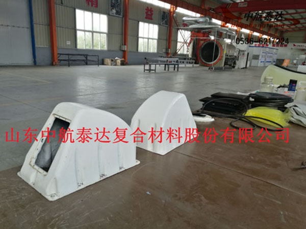 长客碳纤维部件演装成功2.jpg